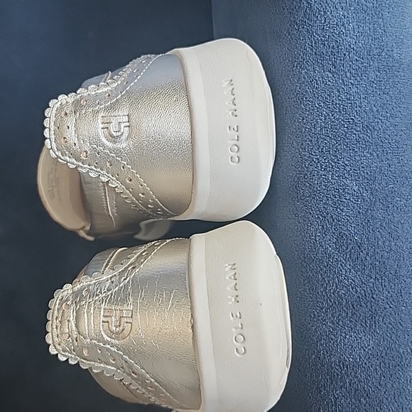 Cole Haan Women's Metallic Silvery Gold Flats - Picture 4 of 6